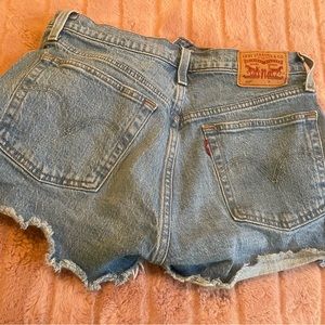 Women’s Levi Jean Shorts
